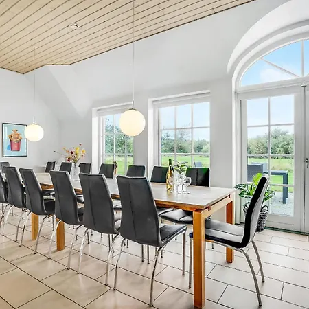 Cozy Home In Ulfborg With Sauna