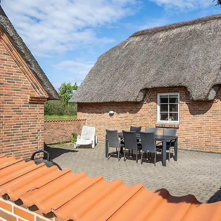 Gorgeous In With Sauna בית נופש