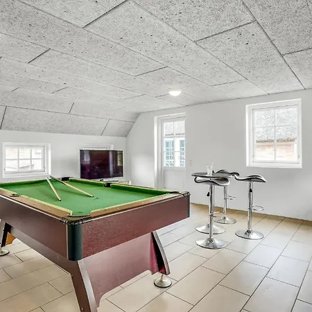Holiday home Beautiful In With Indoor Swimming Pool